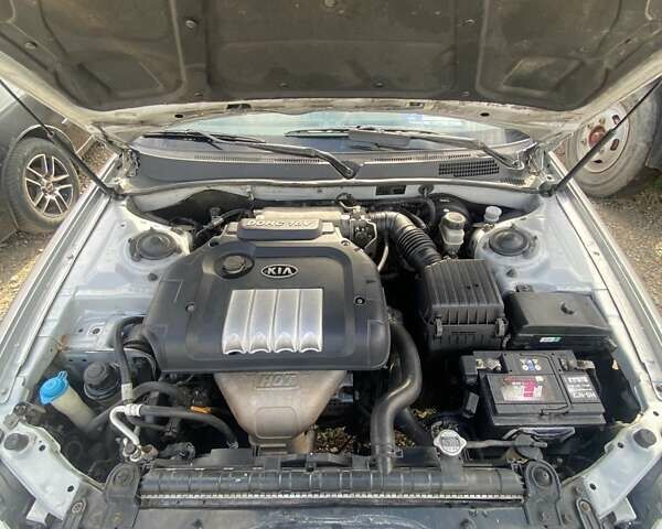 Серый Киа Маджентис, объемом двигателя 2 л и пробегом 334 тыс. км за 3200 $, фото 8 на Automoto.ua