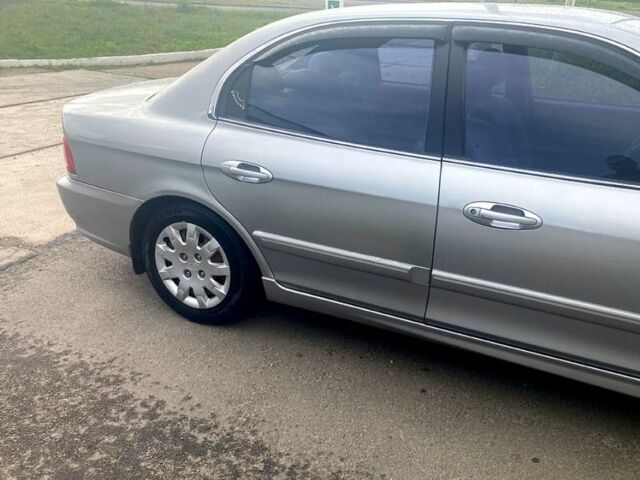 Серый Киа Маджентис, объемом двигателя 2 л и пробегом 234 тыс. км за 3200 $, фото 3 на Automoto.ua