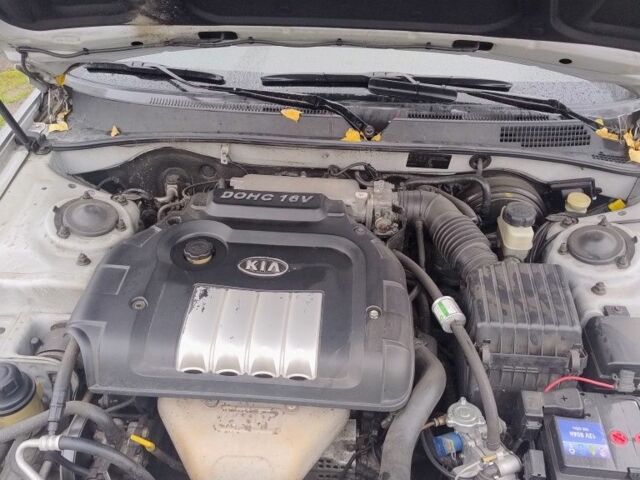 Сірий Кіа Маджентіс, об'ємом двигуна 2 л та пробігом 250 тис. км за 3000 $, фото 5 на Automoto.ua