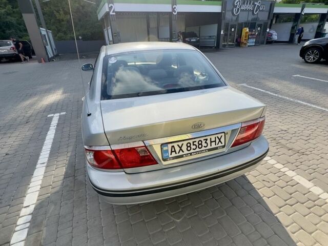 Серый Киа Маджентис, объемом двигателя 2 л и пробегом 280 тыс. км за 3500 $, фото 4 на Automoto.ua