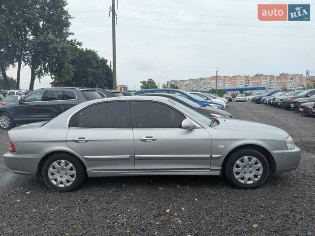 Серый Киа Маджентис, объемом двигателя 2 л и пробегом 264 тыс. км за 2990 $, фото 6 на Automoto.ua