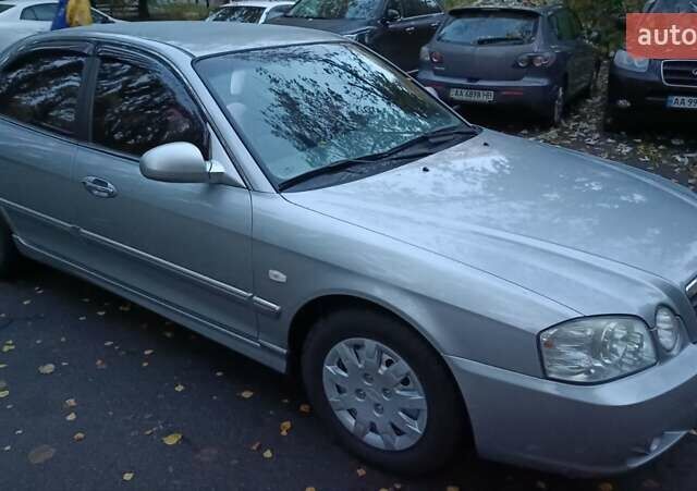 Кіа Маджентіс 2006 у Києві на Automoto.ua Сірий Кіа Маджентіс, об'ємом двигуна 2 л та пробігом 182 тис. км за 5700 $, фото 3 на Automoto.ua