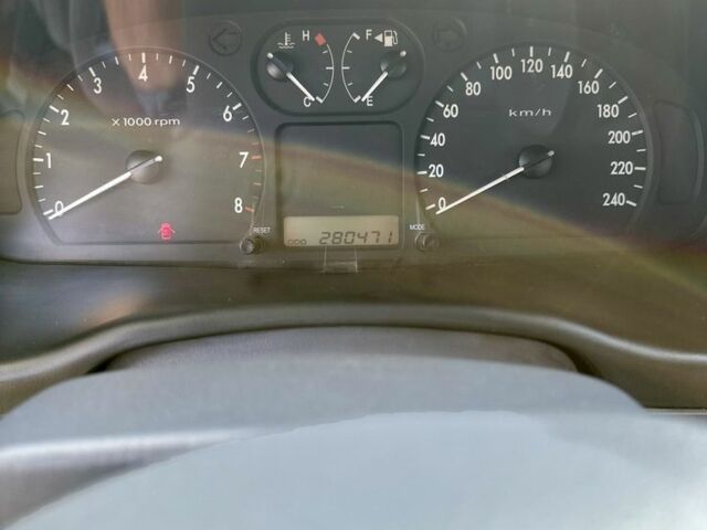 Серый Киа Маджентис, объемом двигателя 2 л и пробегом 280 тыс. км за 3500 $, фото 10 на Automoto.ua