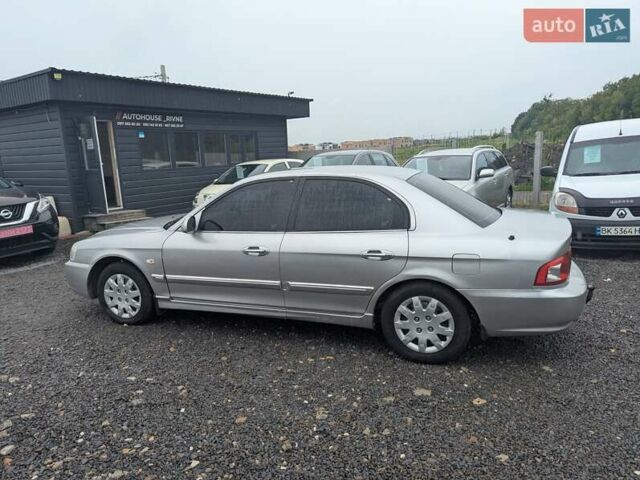 Серый Киа Маджентис, объемом двигателя 2 л и пробегом 264 тыс. км за 2990 $, фото 14 на Automoto.ua