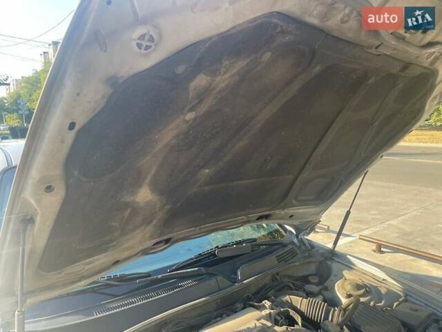 Сірий Кіа Маджентіс, об'ємом двигуна 2 л та пробігом 230 тис. км за 3300 $, фото 17 на Automoto.ua