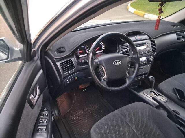 Сірий Кіа Маджентіс, об'ємом двигуна 2 л та пробігом 198 тис. км за 5000 $, фото 5 на Automoto.ua