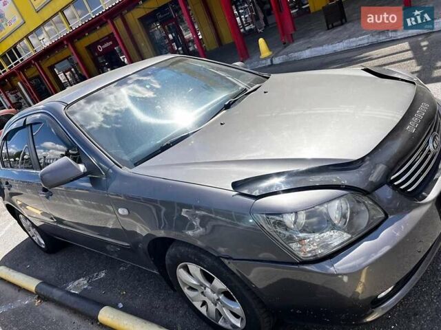 Сірий Кіа Маджентіс, об'ємом двигуна 2 л та пробігом 230 тис. км за 4616 $, фото 4 на Automoto.ua