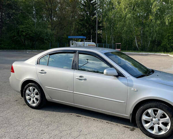 Серый Киа Маджентис, объемом двигателя 2 л и пробегом 320 тыс. км за 5100 $, фото 1 на Automoto.ua