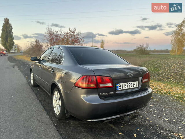 Серый Киа Маджентис, объемом двигателя 2 л и пробегом 177 тыс. км за 4200 $, фото 2 на Automoto.ua