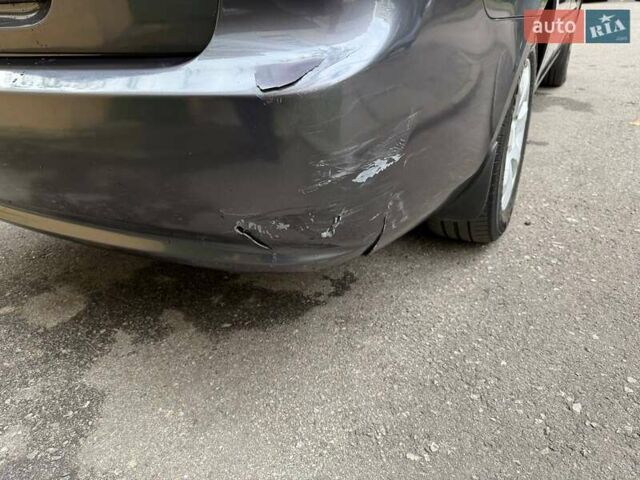 Сірий Кіа Маджентіс, об'ємом двигуна 2 л та пробігом 252 тис. км за 4500 $, фото 7 на Automoto.ua