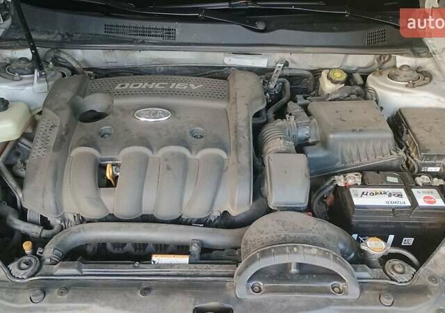 Киа Маджентис 2007 в Павлограде на Automoto.ua Серый Киа Маджентис, объемом двигателя 2 л и пробегом 312 тыс. км за 5400 $, фото 3 на Automoto.ua