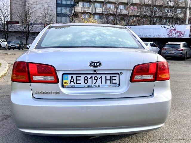 Серый Киа Маджентис, объемом двигателя 2 л и пробегом 172 тыс. км за 6000 $, фото 4 на Automoto.ua