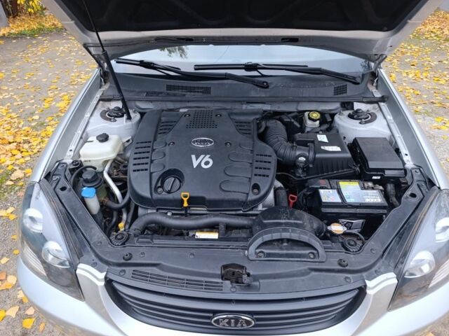 Серый Киа Маджентис, объемом двигателя 2.7 л и пробегом 66 тыс. км за 7200 $, фото 5 на Automoto.ua