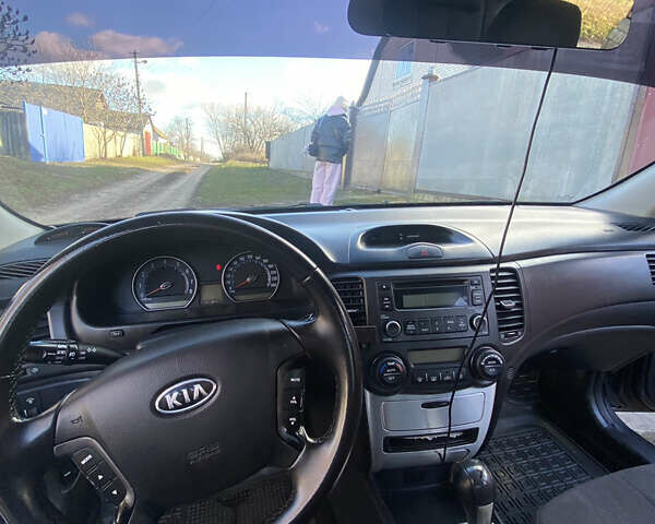 Сірий Кіа Маджентіс, об'ємом двигуна 2 л та пробігом 303 тис. км за 4700 $, фото 21 на Automoto.ua