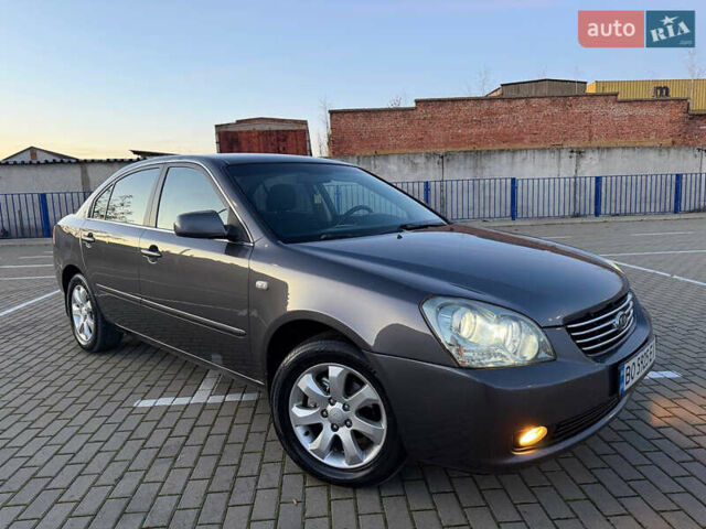 Серый Киа Маджентис, объемом двигателя 2 л и пробегом 281 тыс. км за 5250 $, фото 2 на Automoto.ua