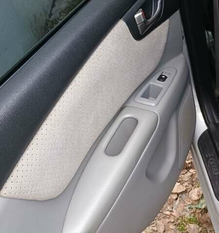 Киа Маджентис 2007 в Павлограде на Automoto.ua Серый Киа Маджентис, объемом двигателя 2 л и пробегом 312 тыс. км за 5400 $, фото 5 на Automoto.ua