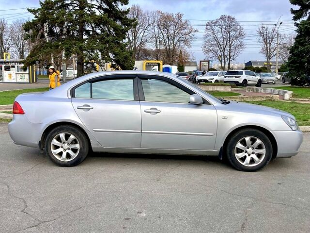 Серый Киа Маджентис, объемом двигателя 2 л и пробегом 172 тыс. км за 6000 $, фото 2 на Automoto.ua