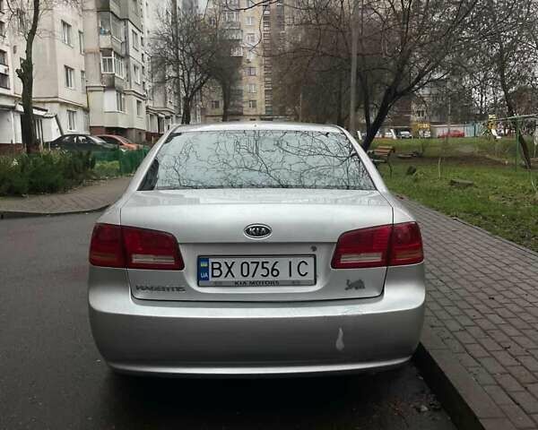 Серый Киа Маджентис, объемом двигателя 2 л и пробегом 251 тыс. км за 4600 $, фото 1 на Automoto.ua