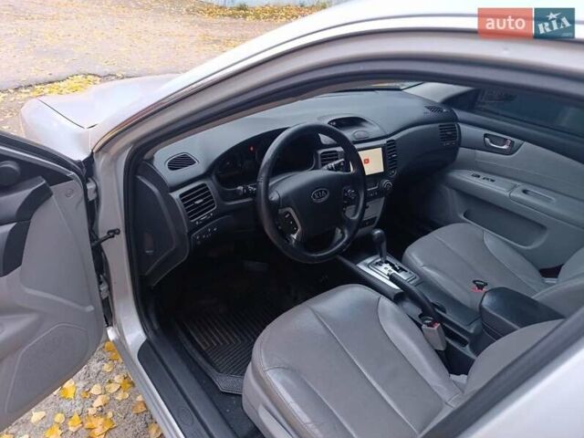 Серый Киа Маджентис, объемом двигателя 2.7 л и пробегом 66 тыс. км за 7200 $, фото 6 на Automoto.ua