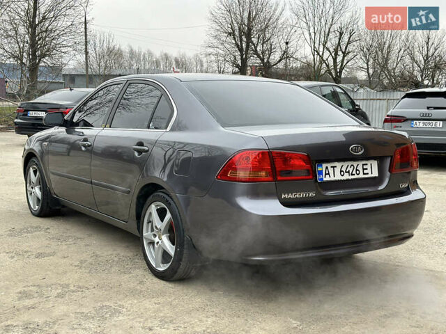 Сірий Кіа Маджентіс, об'ємом двигуна 2 л та пробігом 260 тис. км за 5300 $, фото 9 на Automoto.ua