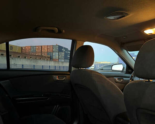 Серый Киа Маджентис, объемом двигателя 2 л и пробегом 281 тыс. км за 5250 $, фото 35 на Automoto.ua