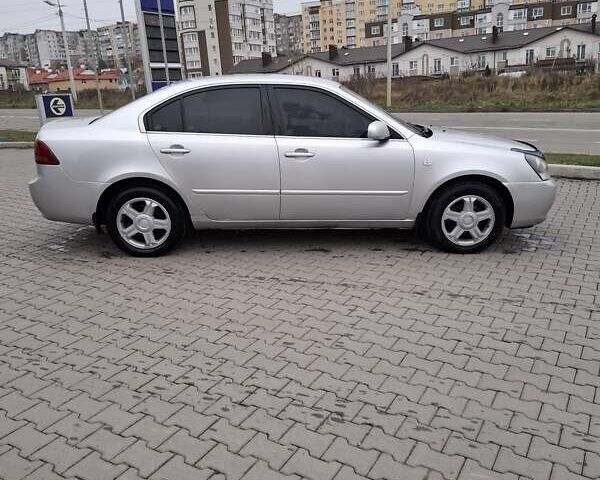 Сірий Кіа Маджентіс, об'ємом двигуна 2 л та пробігом 180 тис. км за 5200 $, фото 5 на Automoto.ua