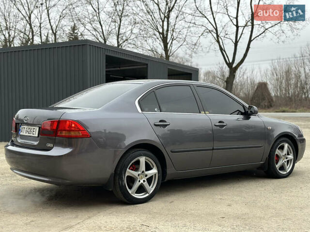 Сірий Кіа Маджентіс, об'ємом двигуна 2 л та пробігом 260 тис. км за 5300 $, фото 6 на Automoto.ua