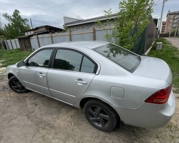 Сірий Кіа Маджентіс, об'ємом двигуна 2 л та пробігом 334 тис. км за 3000 $, фото 4 на Automoto.ua