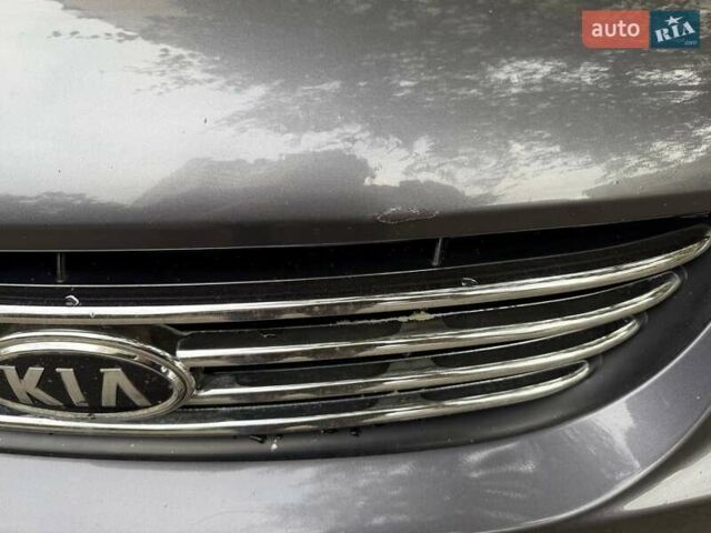 Сірий Кіа Маджентіс, об'ємом двигуна 2 л та пробігом 252 тис. км за 4500 $, фото 11 на Automoto.ua