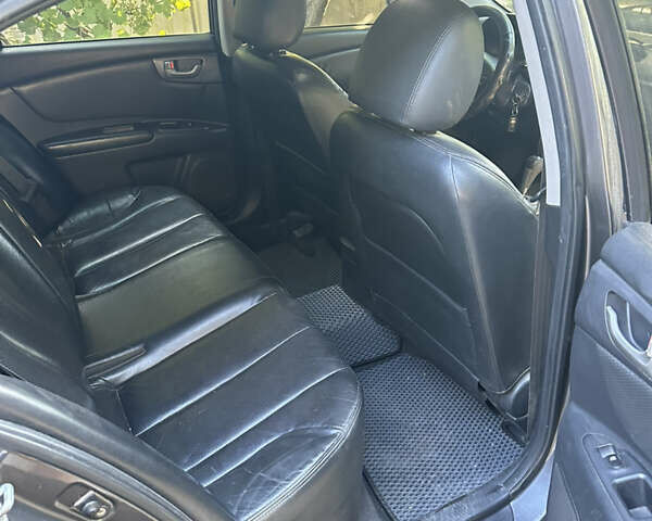 Серый Киа Маджентис, объемом двигателя 2 л и пробегом 310 тыс. км за 5400 $, фото 15 на Automoto.ua