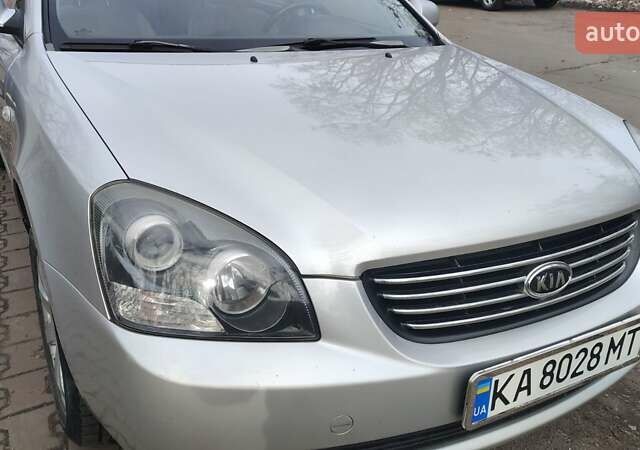 Сірий Кіа Маджентіс, об'ємом двигуна 2 л та пробігом 245 тис. км за 5700 $, фото 2 на Automoto.ua