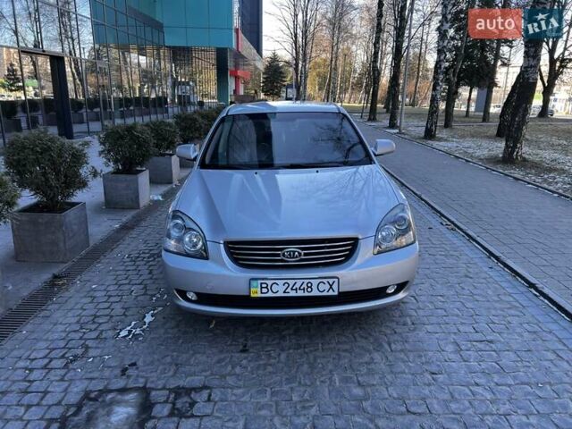Сірий Кіа Маджентіс, об'ємом двигуна 2 л та пробігом 242 тис. км за 6200 $, фото 4 на Automoto.ua