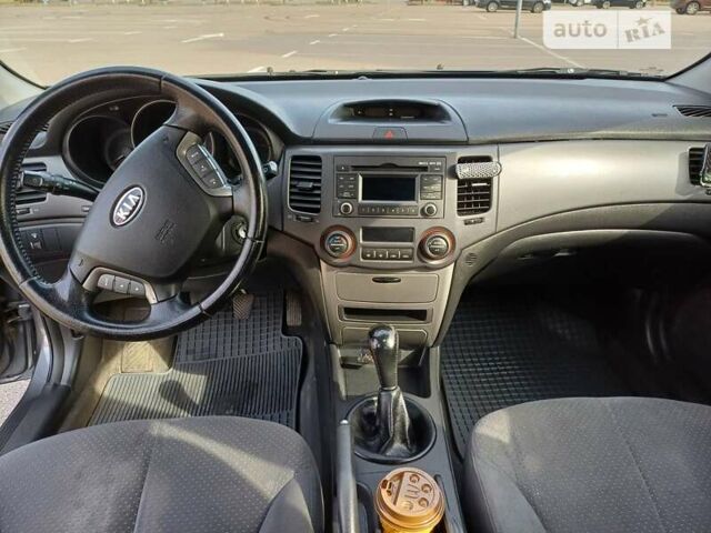 Кіа Маджентіс 2008 у Києві на Automoto.ua Сірий Кіа Маджентіс, об'ємом двигуна 2 л та пробігом 183 тис. км за 5000 $, фото 20 на Automoto.ua