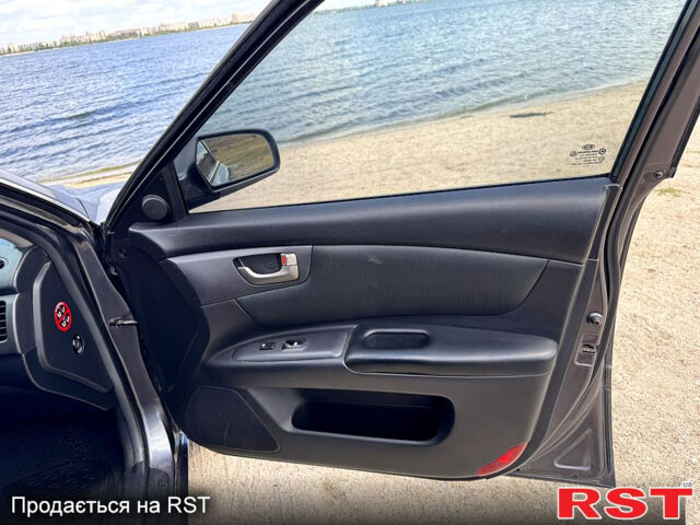 Киа Маджентис 2008 в Николаеве на Automoto.ua Серый Киа Маджентис, объемом двигателя 2 л и пробегом 269 тыс. км за 4250 $, фото 7 на Automoto.ua