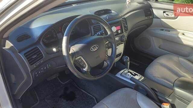 Киа Маджентис 2008 в Днепре (Днепропетровске) на Automoto.ua Серый Киа Маджентис, объемом двигателя 2 л и пробегом 190 тыс. км за 5499 $, фото 2 на Automoto.ua