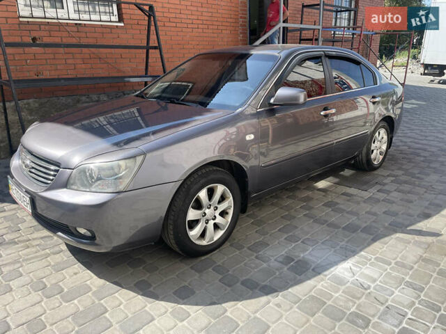 Сірий Кіа Маджентіс, об'ємом двигуна 2 л та пробігом 175 тис. км за 6200 $, фото 3 на Automoto.ua