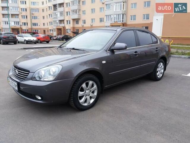 Серый Киа Маджентис, объемом двигателя 2 л и пробегом 158 тыс. км за 5700 $, фото 2 на Automoto.ua