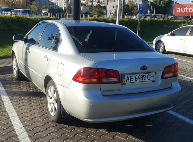 Киа Маджентис 2008 в Днепре (Днепропетровске) на Automoto.ua Серый Киа Маджентис, объемом двигателя 2 л и пробегом 190 тыс. км за 5499 $, фото 1 на Automoto.ua