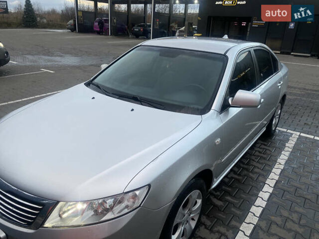 Сірий Кіа Маджентіс, об'ємом двигуна 2 л та пробігом 269 тис. км за 5350 $, фото 26 на Automoto.ua