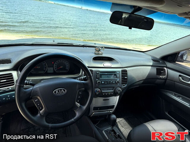 Киа Маджентис 2008 в Николаеве на Automoto.ua Серый Киа Маджентис, объемом двигателя 2 л и пробегом 269 тыс. км за 4250 $, фото 11 на Automoto.ua