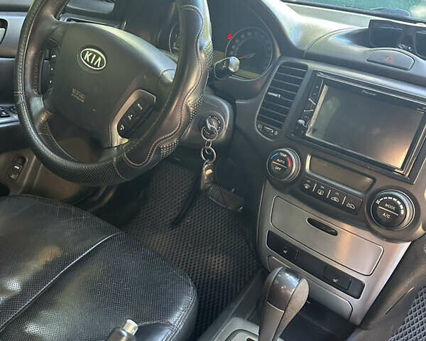Серый Киа Маджентис, объемом двигателя 2 л и пробегом 310 тыс. км за 5400 $, фото 5 на Automoto.ua