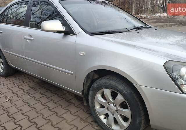 Сірий Кіа Маджентіс, об'ємом двигуна 2 л та пробігом 245 тис. км за 5700 $, фото 3 на Automoto.ua