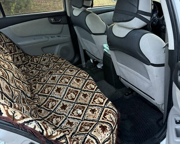 Серый Киа Маджентис, объемом двигателя 2 л и пробегом 171 тыс. км за 4799 $, фото 1 на Automoto.ua