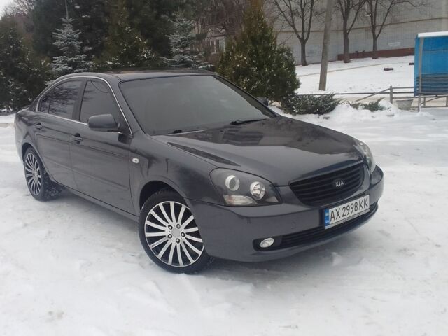 Серый Киа Маджентис, объемом двигателя 2 л и пробегом 290 тыс. км за 6999 $, фото 1 на Automoto.ua