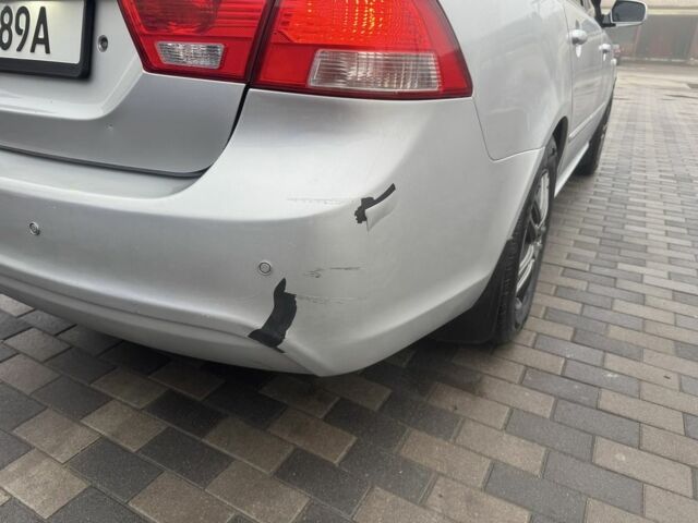 Серый Киа Маджентис, объемом двигателя 2 л и пробегом 266 тыс. км за 6500 $, фото 5 на Automoto.ua