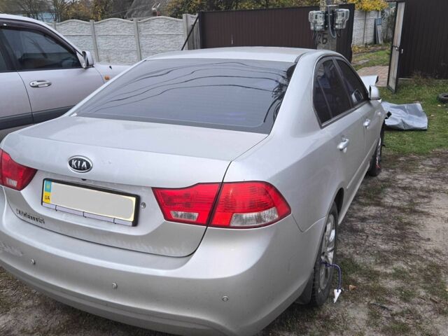 Серый Киа Маджентис, объемом двигателя 2 л и пробегом 324 тыс. км за 2200 $, фото 3 на Automoto.ua