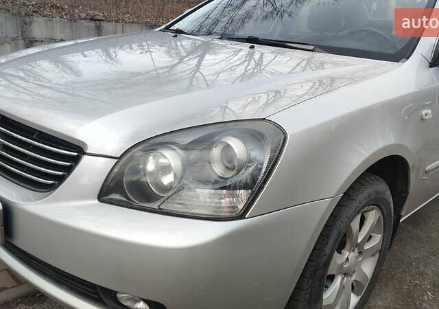 Сірий Кіа Маджентіс, об'ємом двигуна 2 л та пробігом 245 тис. км за 5700 $, фото 14 на Automoto.ua