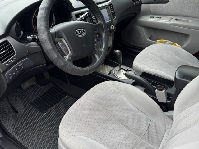 Серый Киа Маджентис, объемом двигателя 2 л и пробегом 263 тыс. км за 7200 $, фото 12 на Automoto.ua