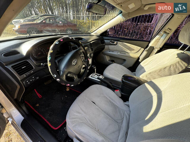 Кіа Маджентіс 2008 у Києві на Automoto.ua Сірий Кіа Маджентіс, об'ємом двигуна 2 л та пробігом 333 тис. км за 3350 $, фото 6 на Automoto.ua