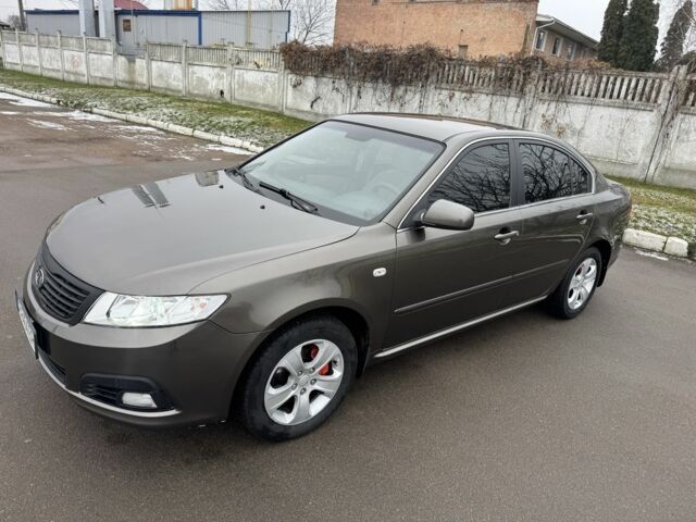 Серый Киа Маджентис, объемом двигателя 2 л и пробегом 263 тыс. км за 7200 $, фото 2 на Automoto.ua